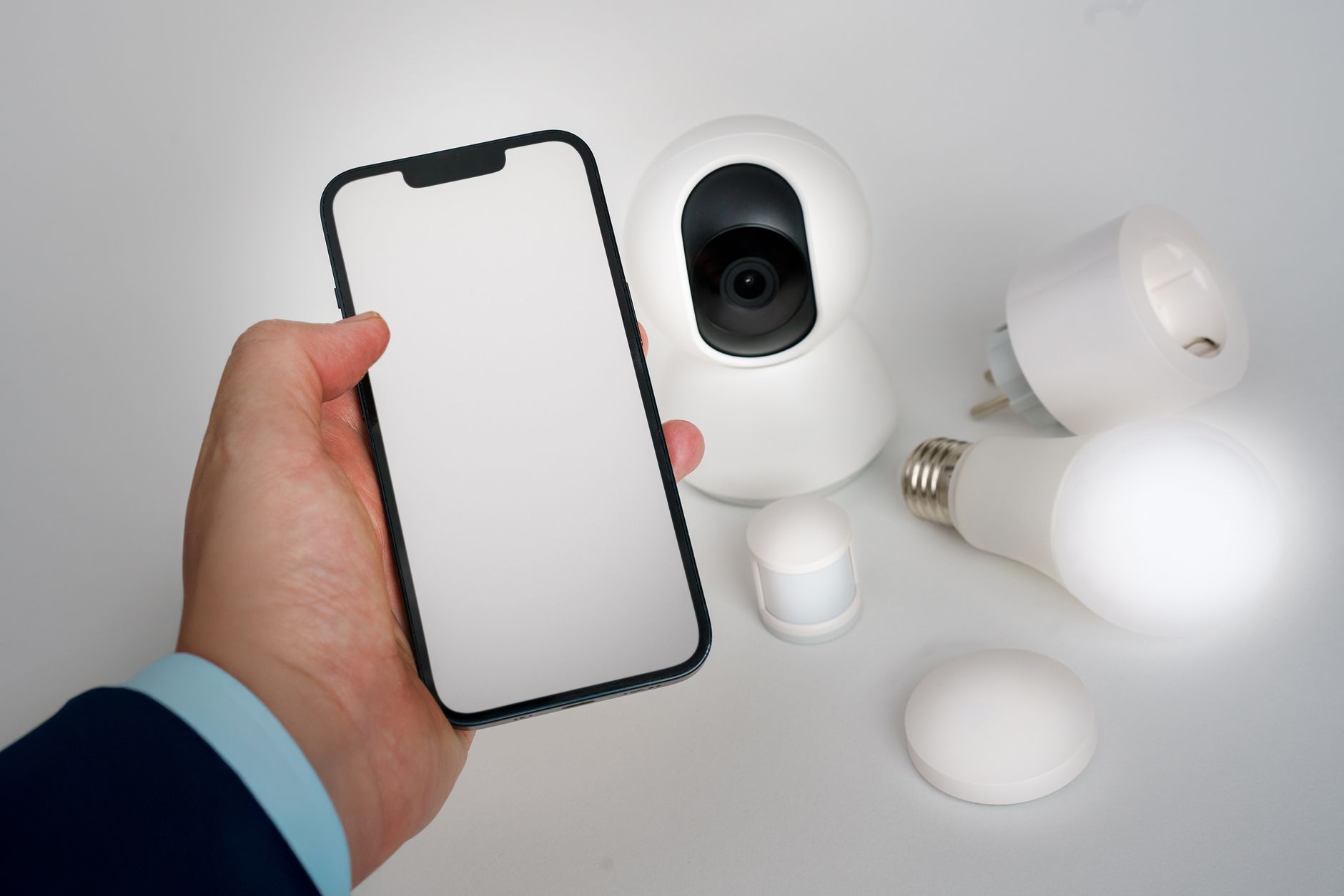 Sterowanie systemem smart home w telefonie dla domowej automatyki